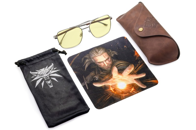 The Witcher, White Wolf - Steel/Umber - Amber