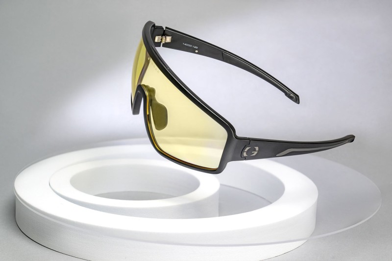 Viscer - Onyx - Amber